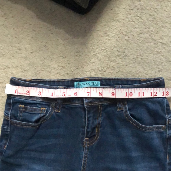 Women’s Skinny Jeans - Picture 4 of 4